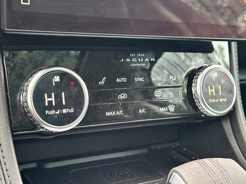 Used 2021 Jaguar F-PACE S image 23