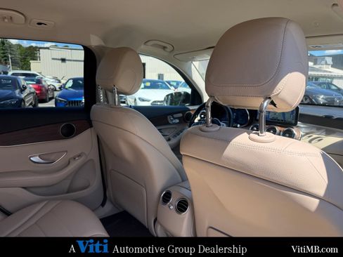 Certified 2022 Mercedes-Benz GLC 300 4MATIC image 26