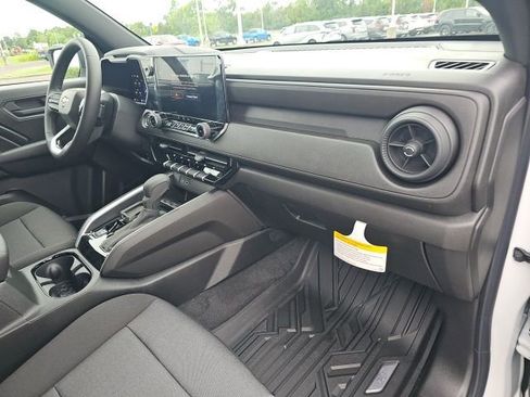New 2026 Chevrolet Colorado W/T w/ WT Custom Package image 31