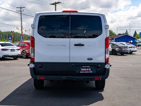 Used 2017 Ford Transit 350 XLT RWD image 12