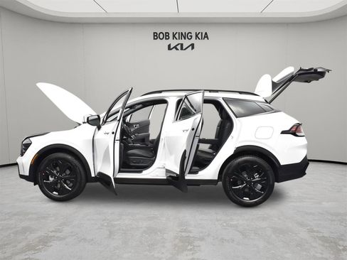 Used 2025 Kia Sportage X-Line w/ Premium Package image 3