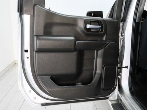 Used 2022 Chevrolet Silverado 1500 LT RWD image 45