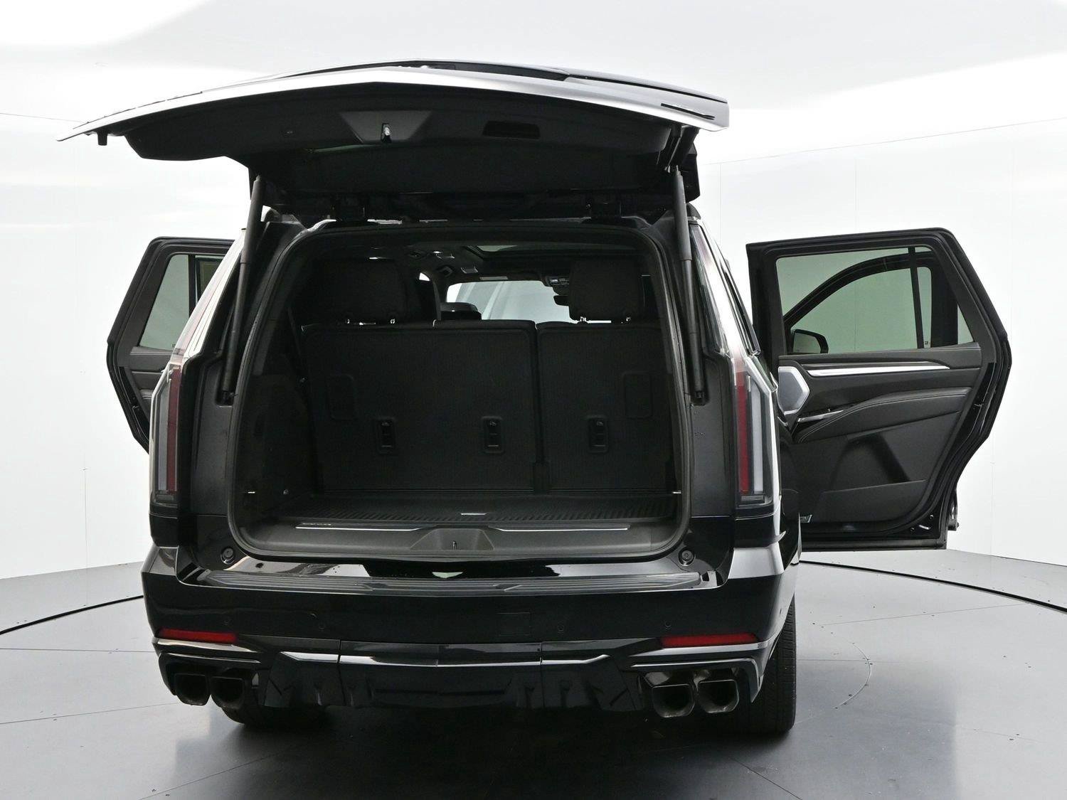 Used 2025 Cadillac Escalade V w/ LPO, ONYX Package AWD/4WD image 53