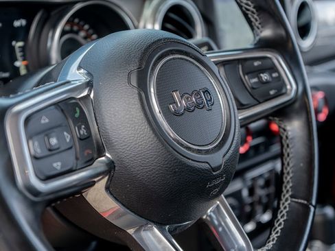 Used 2021 Jeep Wrangler Unlimited Sahara w/ Uconnect 4C Nav & Sound Group image 24