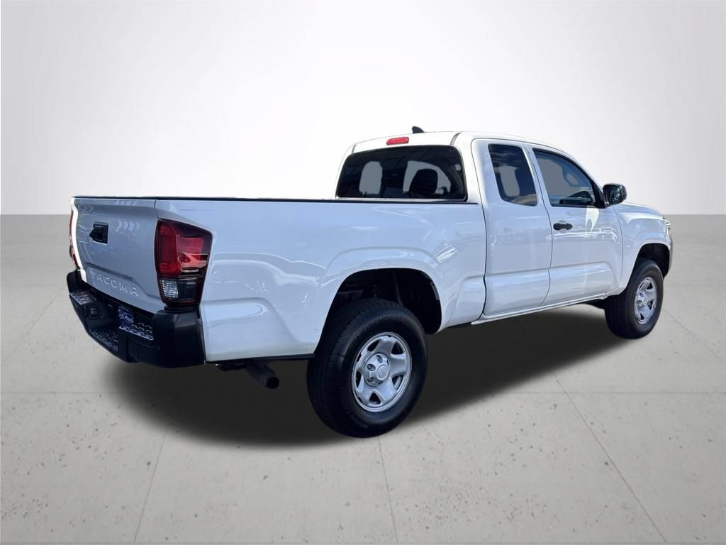 Used 2022 Toyota Tacoma SR RWD image 6