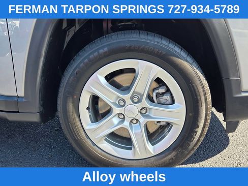 Used 2024 Jeep Compass Latitude AWD/4WD image 12