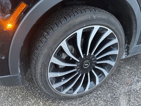 Used 2022 Lincoln Nautilus Black Label w/ Cargo Utility Package image 6