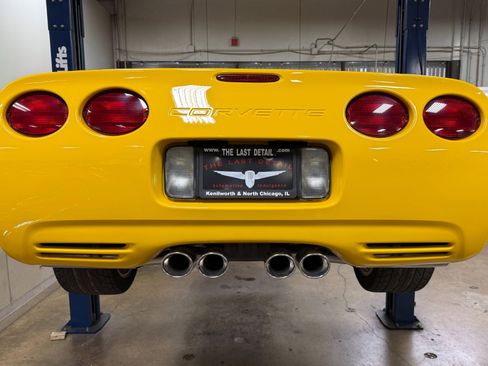 Used 2002 Chevrolet Corvette w/ Preferred Equipment Group2 image 91