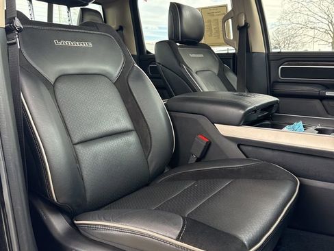 Used 2020 RAM 1500 Laramie image 32