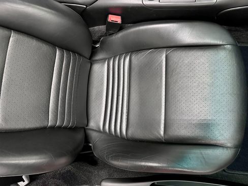 Used 2000 Porsche 911 Cabriolet image 27