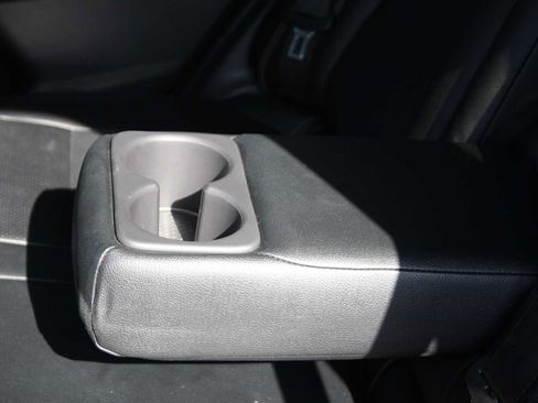 Used 2023 Nissan Rogue SV FWD image 24