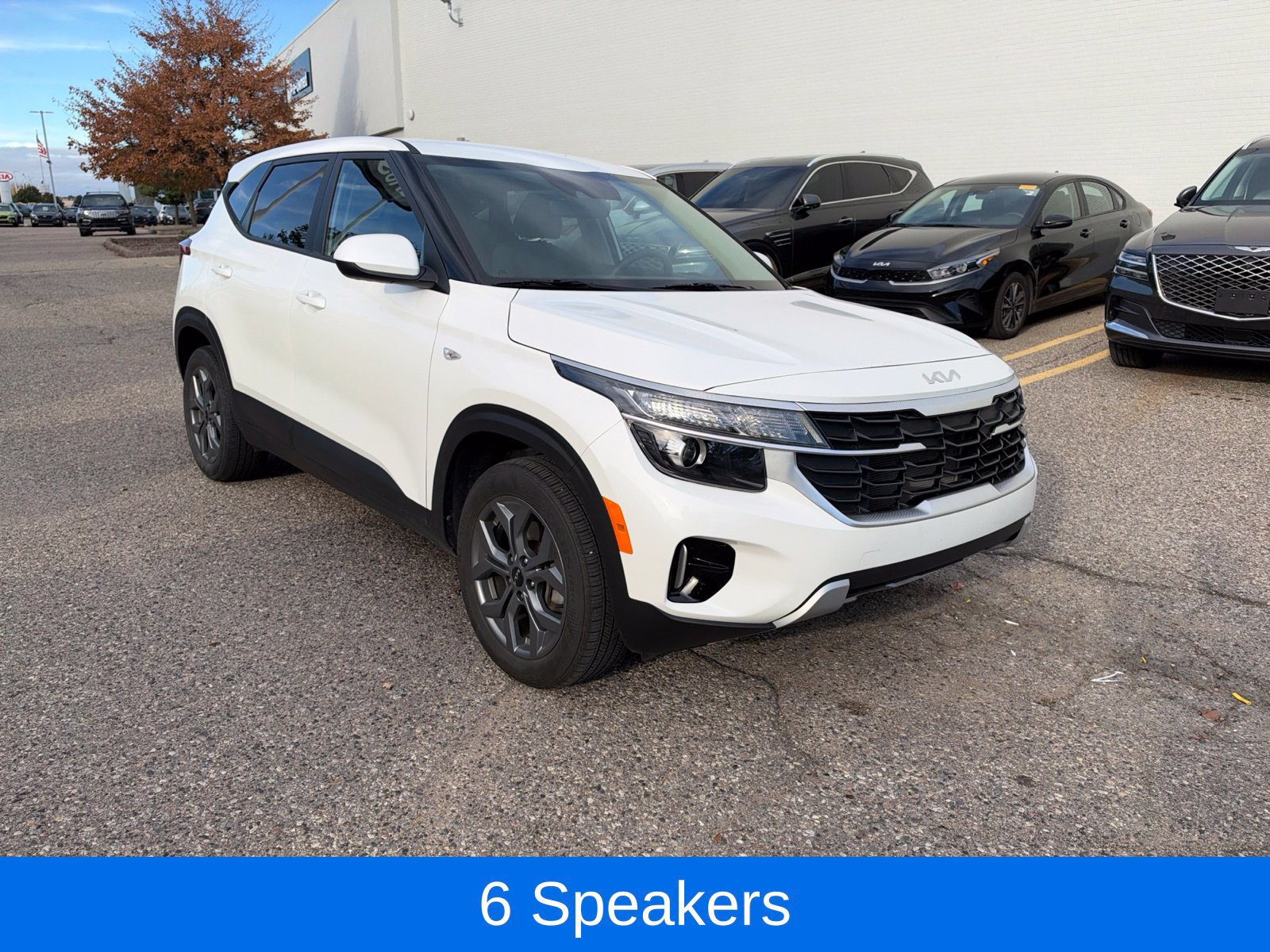 Certified 2024 Kia Seltos LX AWD/4WD image 2