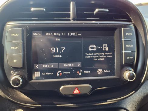 Used 2023 Kia Soul LX w/ Option Group 015 FWD image 6