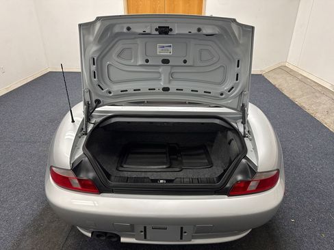 Used 2000 BMW Z3 2.5i RWD image 26