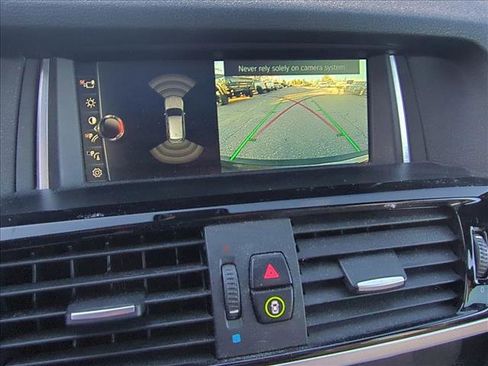 Used 2017 BMW X3 xDrive28i image 11