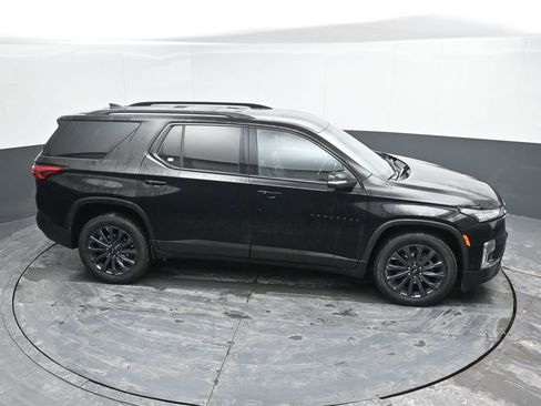 Used 2023 Chevrolet Traverse RS image 37