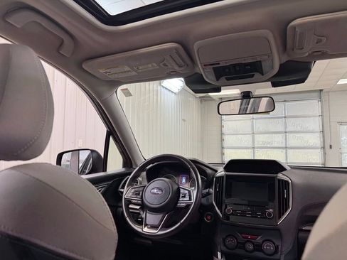 Used 2022 Subaru Forester Premium AWD/4WD image 22