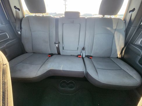 Used 2024 RAM 2500 Big Horn image 32