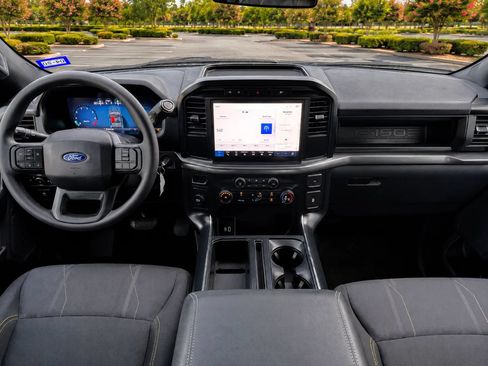 Used 2024 Ford F150 STX RWD image 17