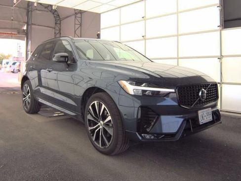 Used 2025 Volvo XC60 B5 Plus AWD/4WD image 1