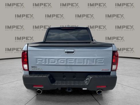 Used 2024 Honda Ridgeline Sport image 4