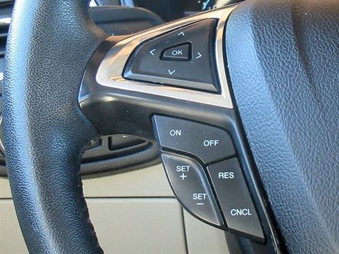 Used 2022 Ford Edge Titanium AWD/4WD image 20