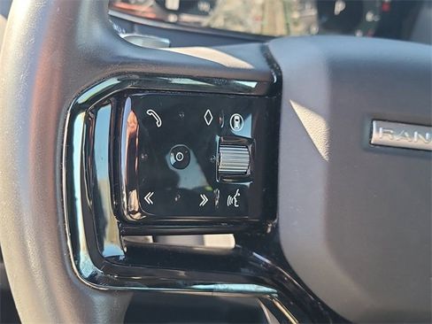 Used 2024 Land Rover Range Rover Evoque S image 28