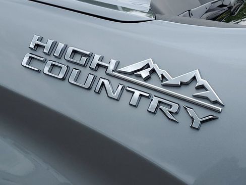 Certified 2025 Chevrolet Silverado 1500 High Country AWD/4WD image 37