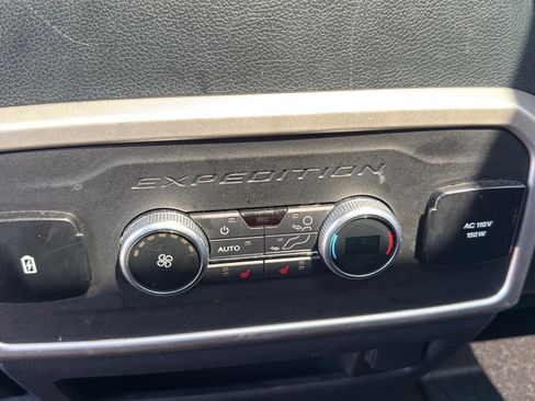 Used 2022 Ford Expedition Timberline AWD/4WD image 24