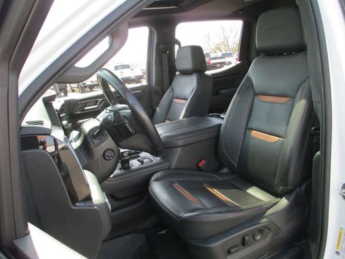 Used 2023 GMC Sierra 1500 AT4 w/ AT4 Premium Package image 23