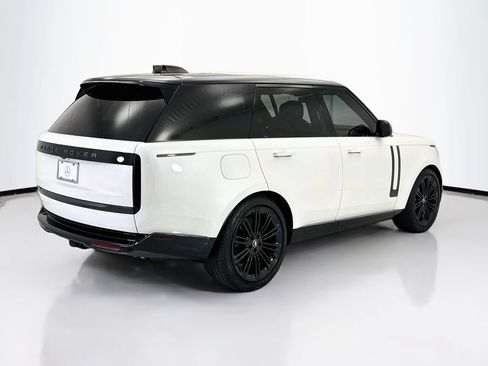 Used 2024 Land Rover Range Rover SE AWD/4WD image 5
