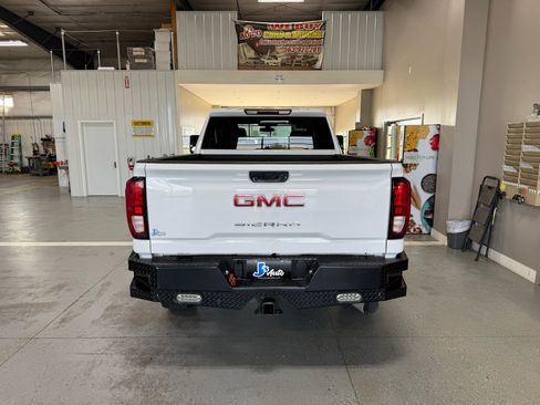 Used 2022 GMC Sierra 2500 SLE w/ SLE Value Package; AWD/4WD image 6
