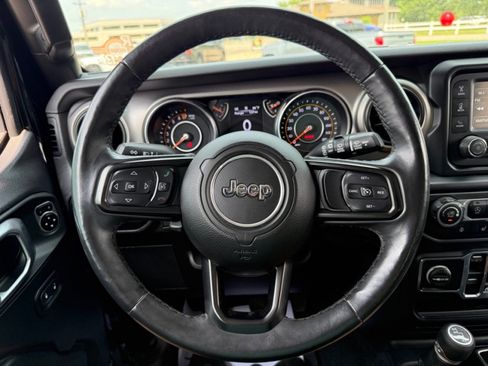 Used 2019 Jeep Wrangler Unlimited Sport w/ Cold Weather Group AWD/4WD image 19