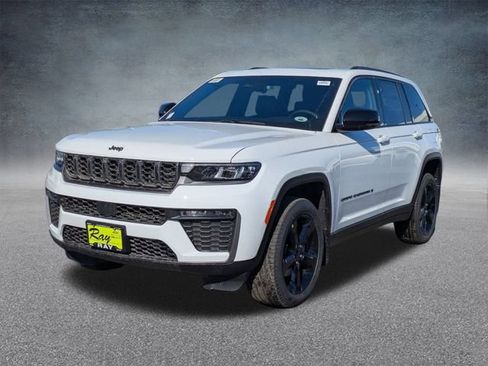 New 2026 Jeep Grand Cherokee Limited w/ Limited Altitude Package AWD/4WD image 7