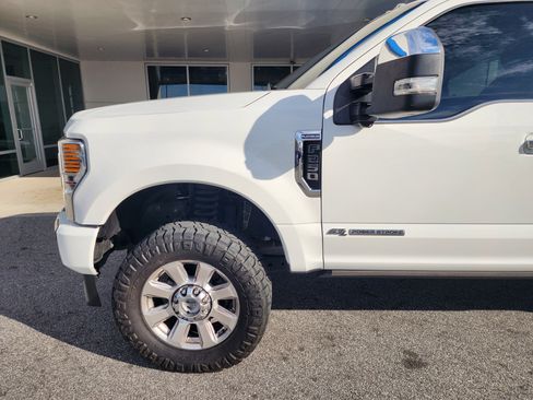 Used 2020 Ford F250 Platinum image 10