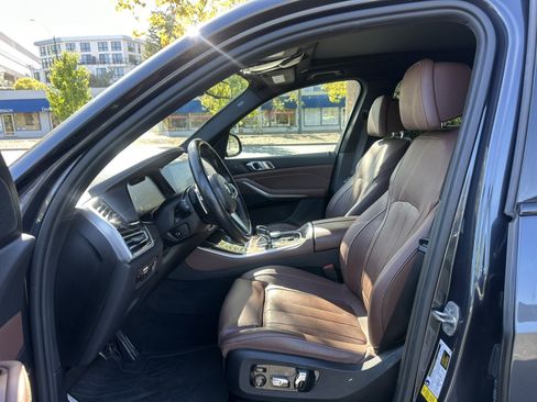 Used 2021 BMW X5 sDrive40i w/ M Sport Package RWD image 18
