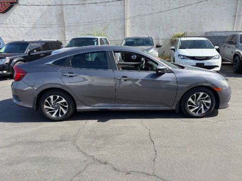 Used 2016 Honda Civic EX image 2