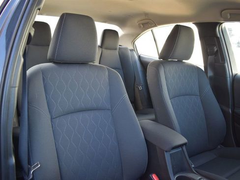 Used 2024 Toyota Corolla LE FWD image 17
