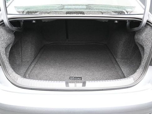 New 2026 Volkswagen Jetta Sport image 7