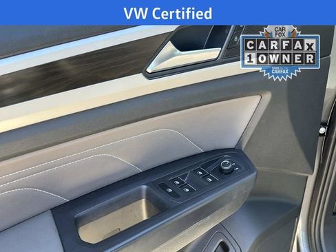 Certified 2021 Volkswagen Atlas SE image 12