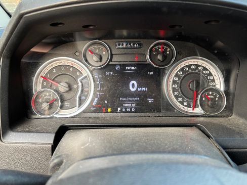 Used 2014 RAM 2500 Laramie w/ Protection Group AWD/4WD image 10