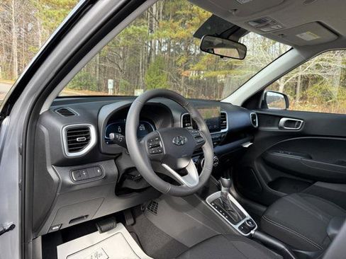 New 2026 Hyundai Venue SEL image 15