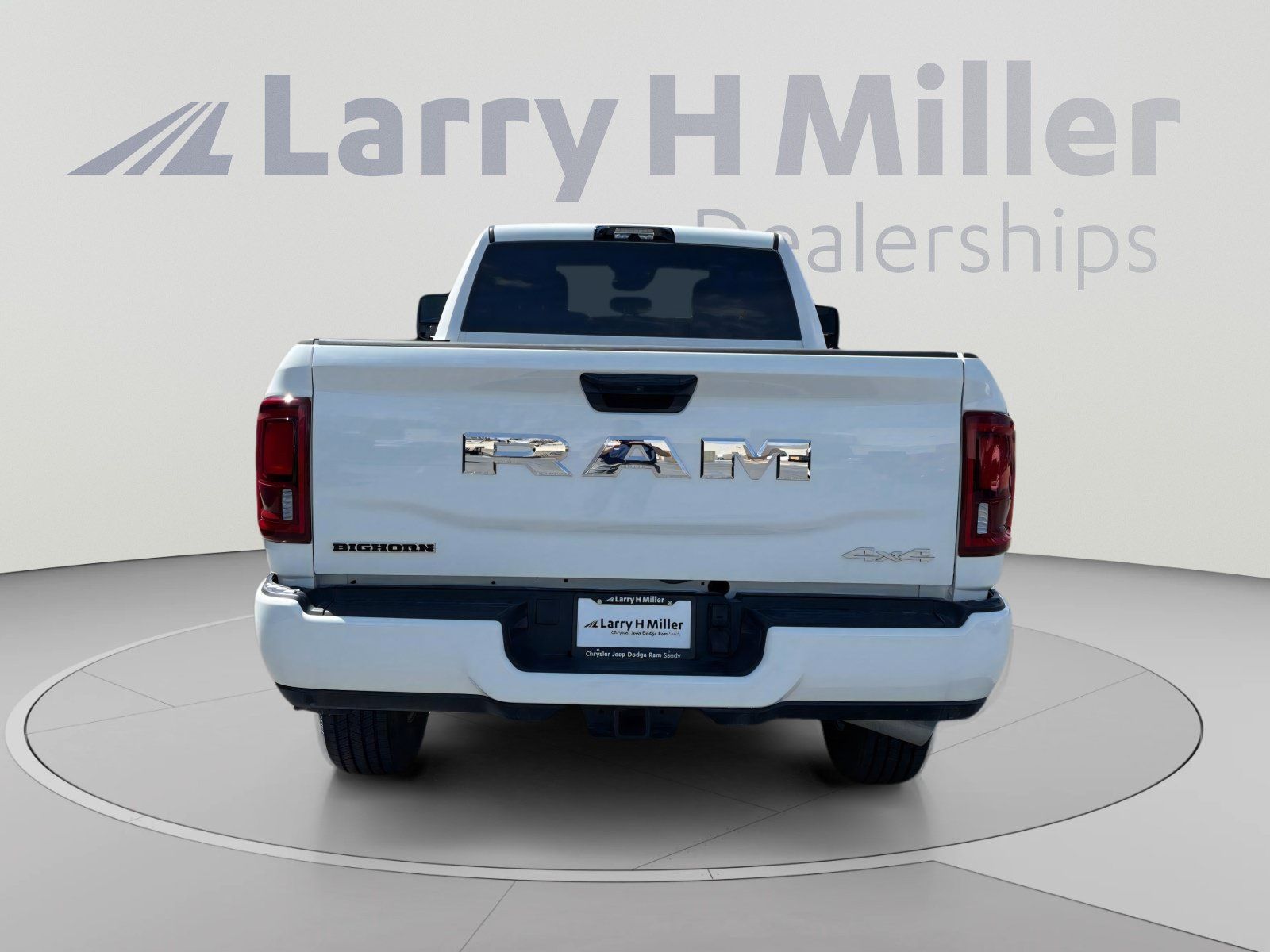 New 2026 RAM 2500 Big Horn AWD/4WD image 4
