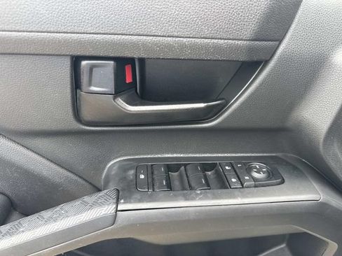 Used 2024 Toyota Tacoma SR5 RWD image 17
