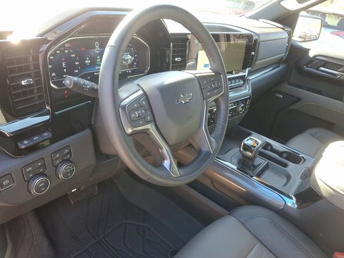 Certified 2024 Chevrolet Silverado 1500 ZR2 w/ Technology Package image 14