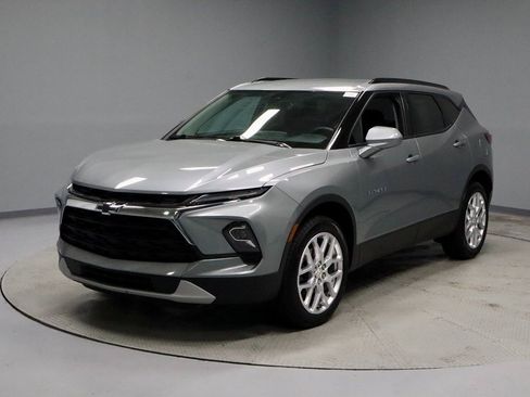 Used 2024 Chevrolet Blazer LT w/ Convenience Package image 5