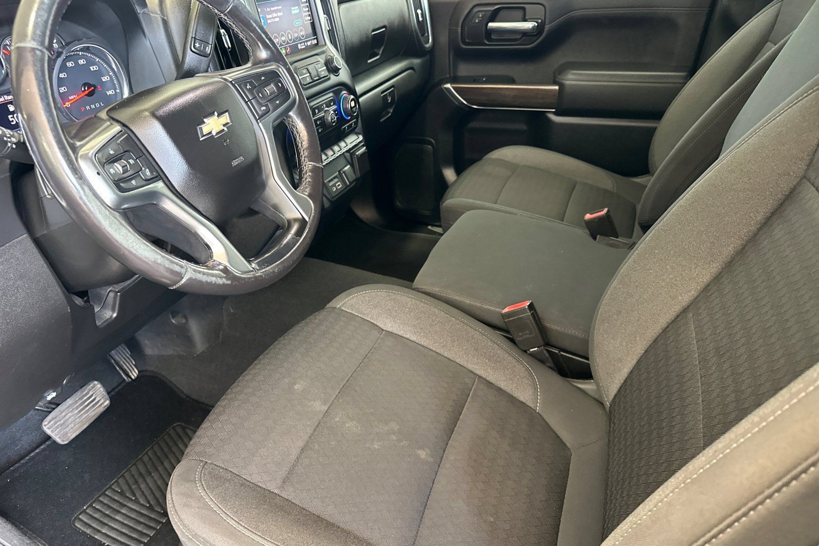Used 2021 Chevrolet Silverado 1500 LT w/ All Star Edition Plus RWD image 10