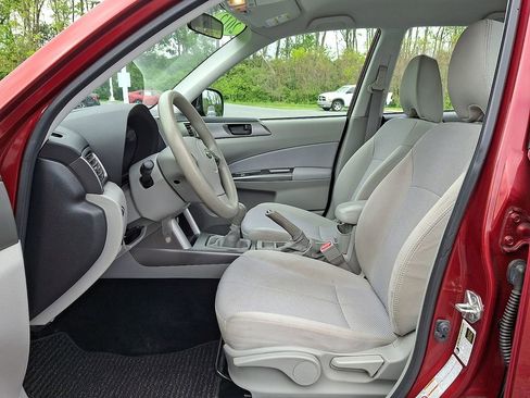 Used 2012 Subaru Forester 2.5X w/ Alloy Wheel Pkg AWD/4WD image 15