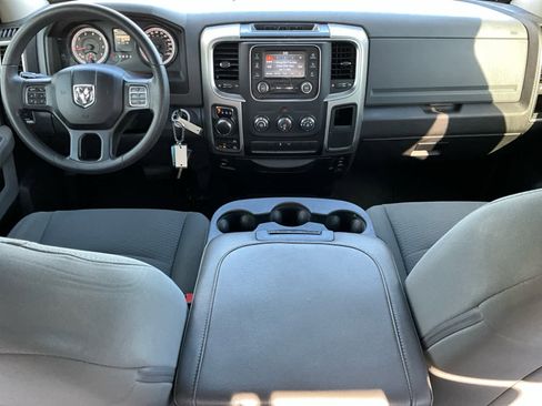 Used 2018 RAM 1500 Classic SLT image 12