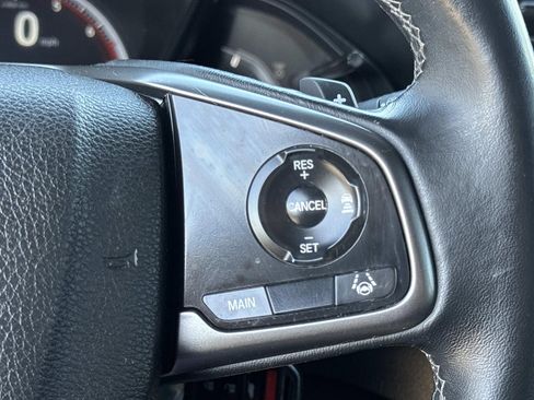 Used 2019 Honda Civic Sport image 10
